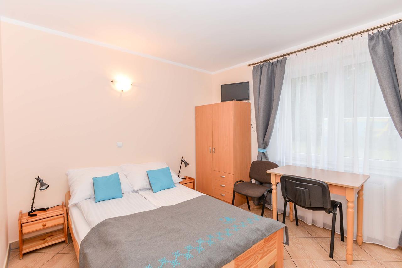 Bed and Breakfast Silaine Recreation & Leisure Ошкіне Екстер'єр фото